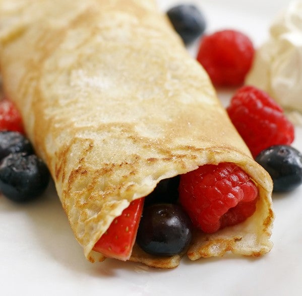 Mixed Berry and Yogurt Crepes 