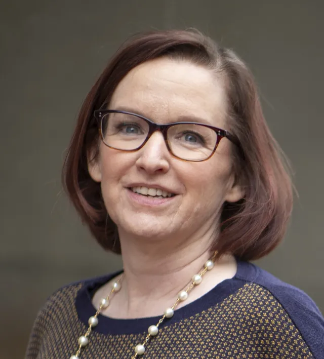 Claire Saxton Headshot