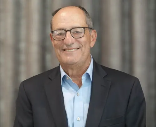 David Lesser headshot