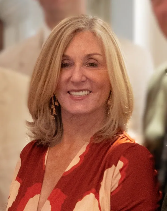 Jill Durovsik headshot
